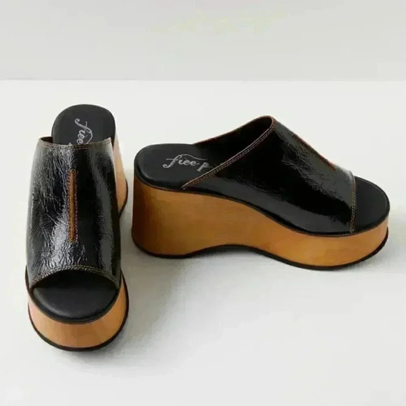 FREE PEOPLE GABRIELA CLOGS NEW BLACK PATENT LEATHER - Picture 2 of 4